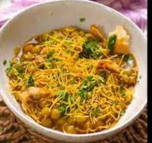 Masala Poori Chat