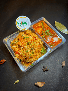 Chilli Paneer With Fried Rice