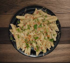 White sauce pasta