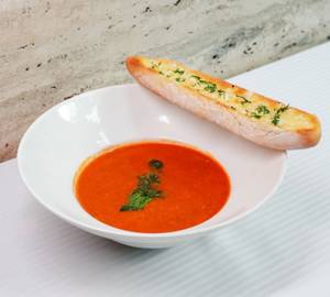 Roasted tomato basil soup
