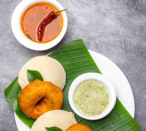 Idli Wada Sambhar