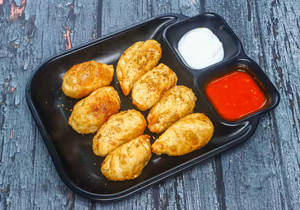 Veg Cheese Corn Momos