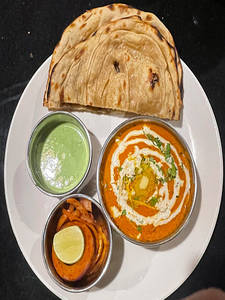 Butter Chicken Lachha Paratha Combo