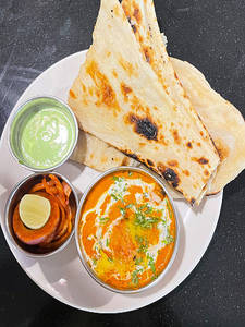 Butter Chicken Butter Naan Combo