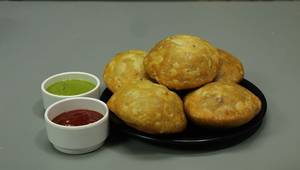 Moong Dal Kachori (1 pc)