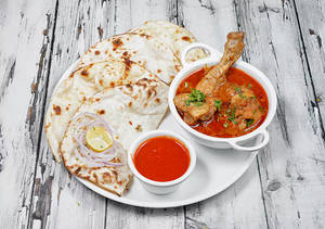 Chicken Curry With (4 Pcs) Roti