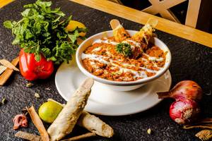 Soya Chaap Butter Masala Curry[O]