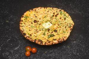 Aloo Pyaaz Kulcha