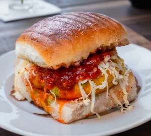 Schezwan Cheese Vada Pav