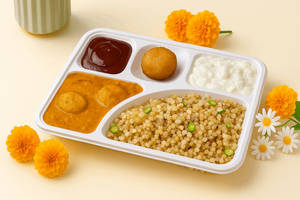 Dum Aloo Thali with Aloo Pattice