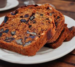 Dates Cake