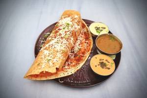 Paneer butter masala dosa