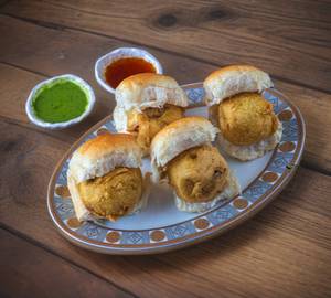 Vada Pav Family Pack (6Pcs)