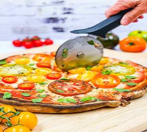 Tomato Sweet Corn Pizza
