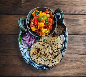 Kadai Paneer & Tauwa Roti(4 Pieces)