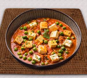 Matar paneer with 4 roti