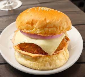 Kaju mayo veg cheese burger