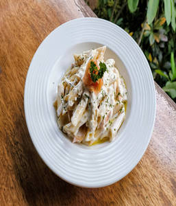 Salmon Cream Sauce Pasta