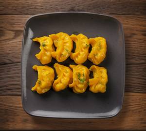 Cheese Corn Steamed Momos [6 Pieces]