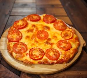 Tomato Sweet Corn Paneer Pizza