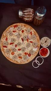 Kashmiri Kebab Pizza