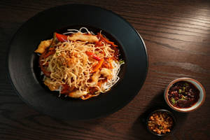 Chicken Peaking Fried Rice