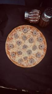 La Chicken Seekh Kebab Pizza