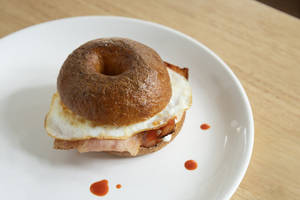 Bacon Bagel With Egg
