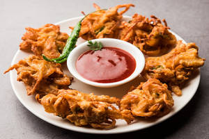 Onion Pakodas (8pcs)