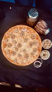 Spicy Kebab Pizza