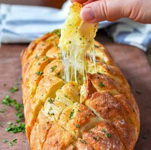 Cheese Pull  And  Tear Garlic Bun