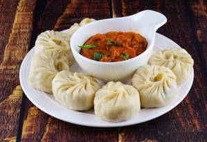 Momos