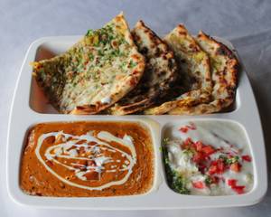 Paneer Kulcha With Dal & Raita