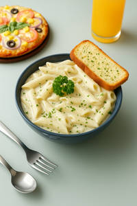 Alfredo White Sauce Penne Pasta