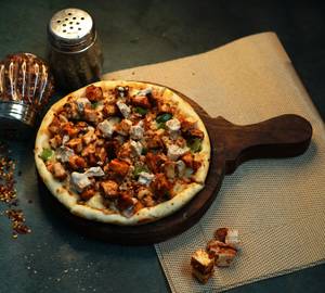 Chicken Dominator Pizza