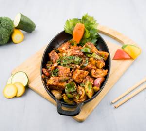 Chicken Hot Basil      