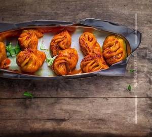 Chicken Peri Peri Momos full (steam)