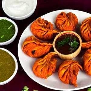 Chicken Amritsari Tandoori Momos