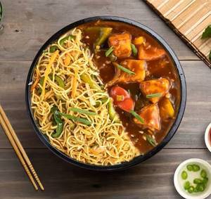 Chilli Paneer with Veg Chowmein