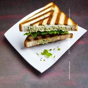 Khakhra sandwich
