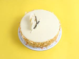 Almond White Chocolate Cake 600Gm