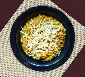 Cheese chilli garlic maggi