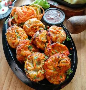 Tandoori Momos [6 Pieces]