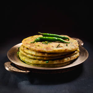 Hari Mirch Paratha