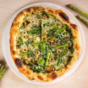 Pesto Garden Pizza