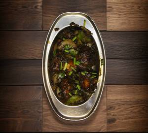 Green Chilli Chicken ( 6 piece )