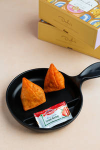 Mini Chatpata Samosa Bucket