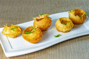 Atta pani puri [6 pieces]