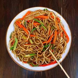 Veg noodles [veg]