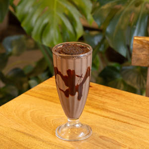 Oreo Peanut Butter Milkshake